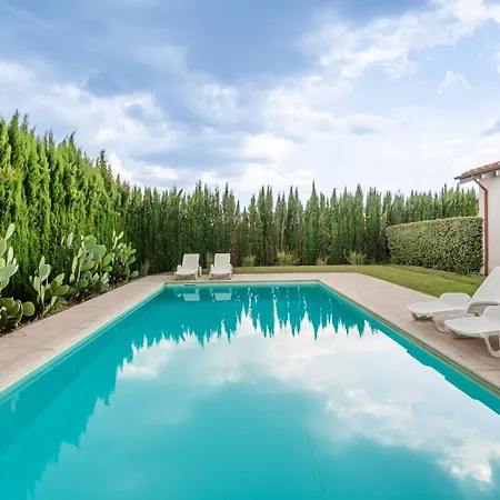 Hébergement de vacances Podere Olmo *